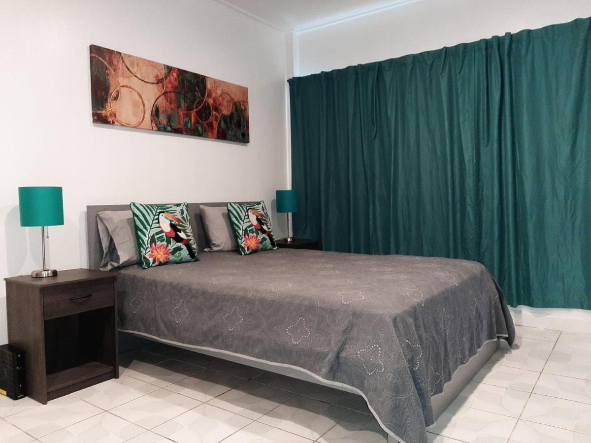 Hallandale Studio With Pool Διαμέρισμα Hallandale Beach Εξωτερικό φωτογραφία